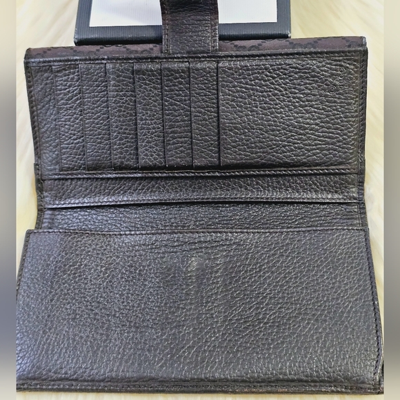❣️Gucci Interlocking Wallet❣️ - Picture 13 of 14